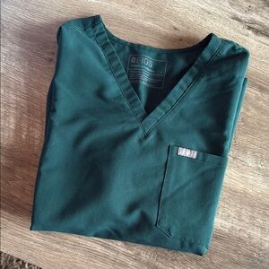 Women’s Large Figs Forest Green V-Neck Scrub Top
